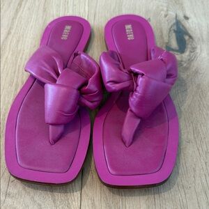 Maeve Fuchsia Knot Sandals